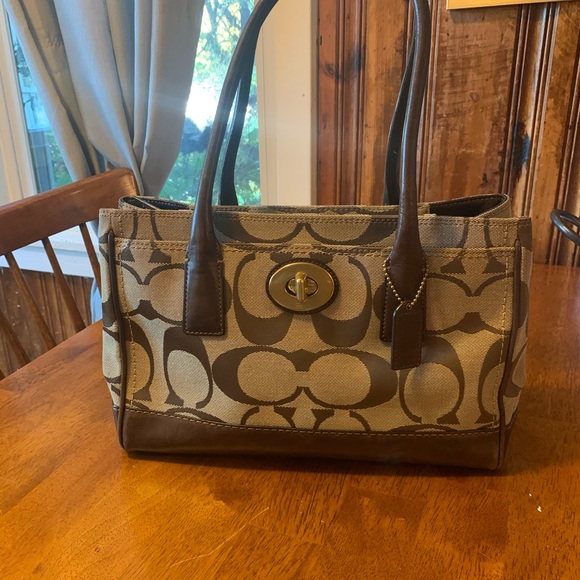 Coach handbag - Picture 3 of 7